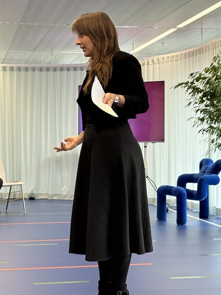 038777 EC 347 F 492 C 8694 3 C906 FB09 ADF 1 105 c