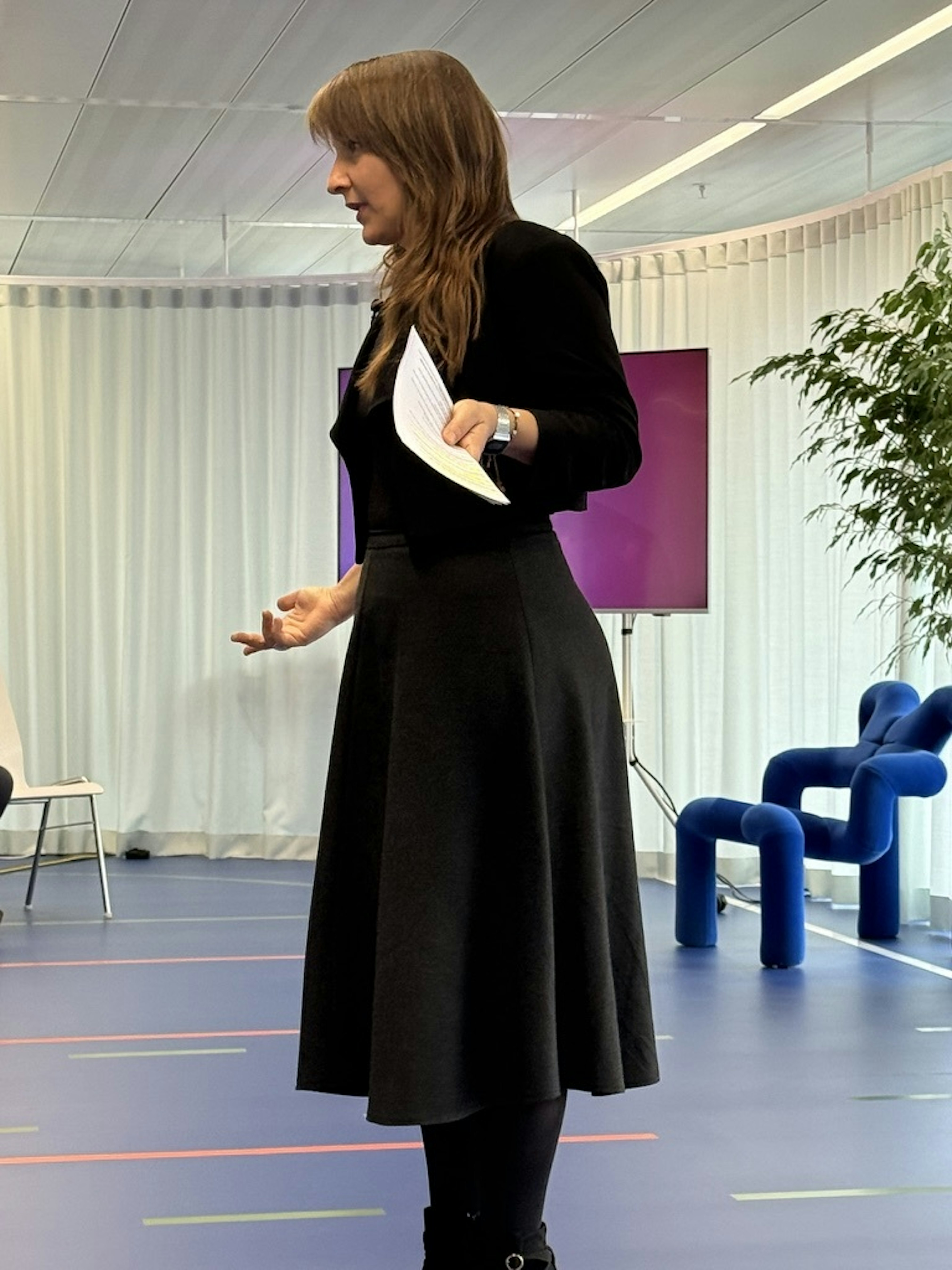 038777 EC 347 F 492 C 8694 3 C906 FB09 ADF 1 105 c