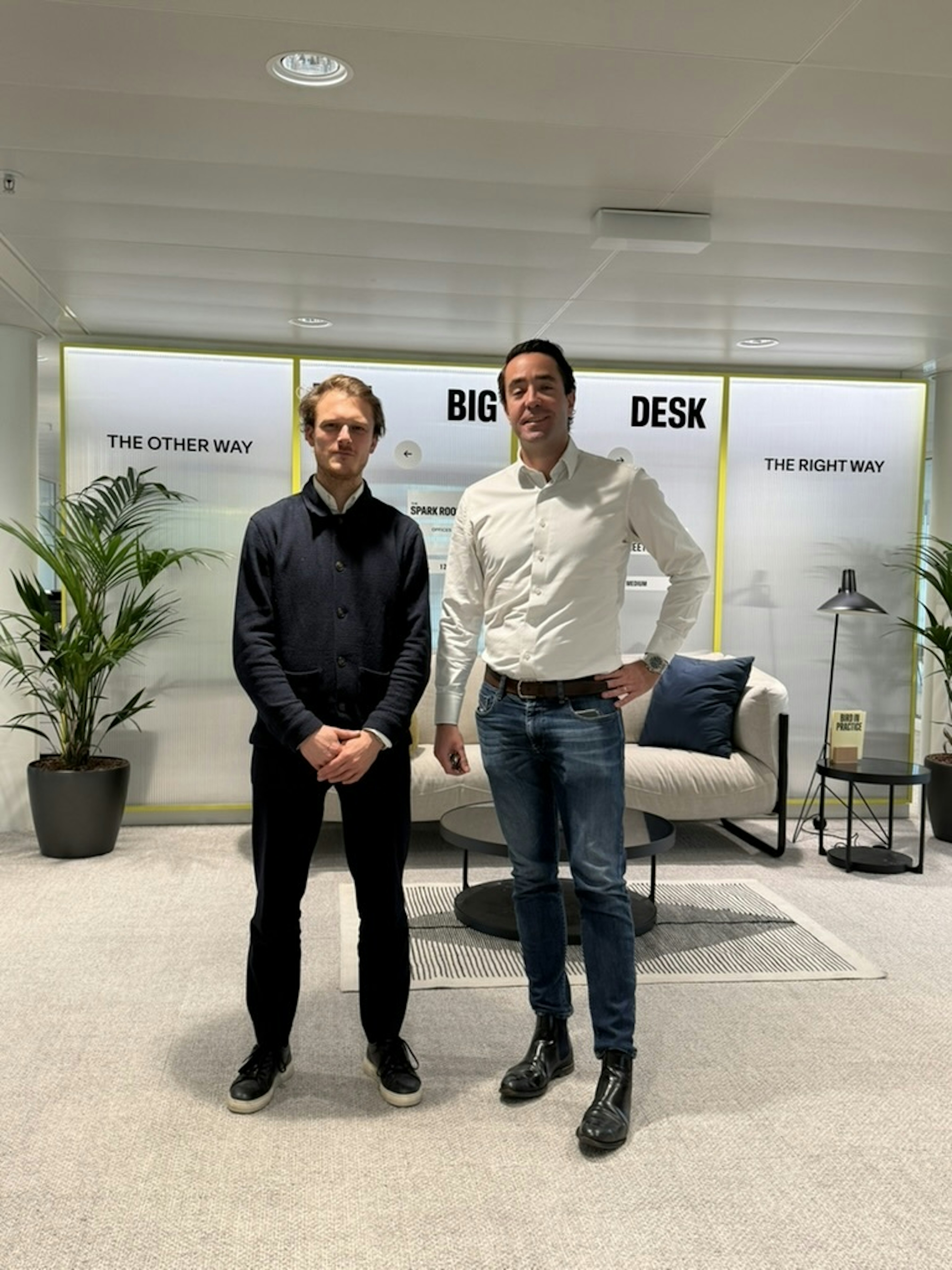 303 B9868 2 C68 4 C57 8 E01 A4 B7 CBD232 DF 1 105 c